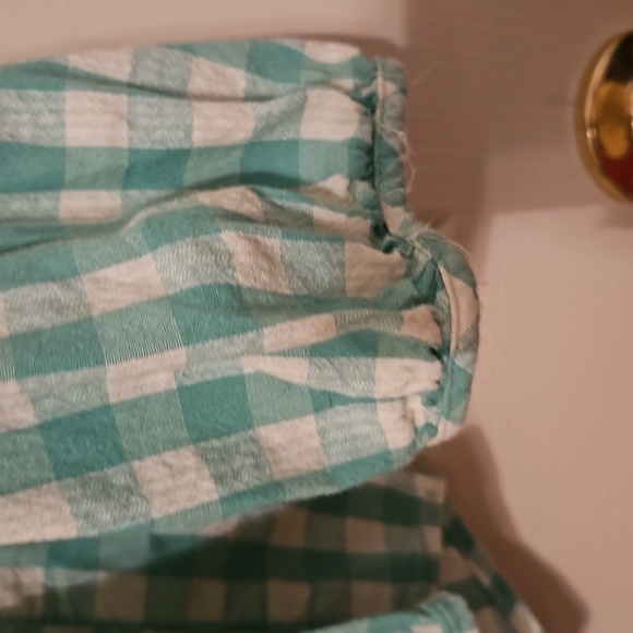 3/$15 - Green and White Checked Top - Picture 4 of 6